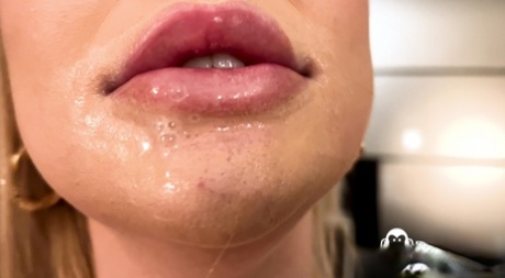 Бенефис обезьяны Блейк Блоссом 3