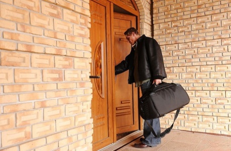 Похотливая Лиза Дель Сьерра с большими сиськами наслаждается большим твердым членом в своей заднице 4