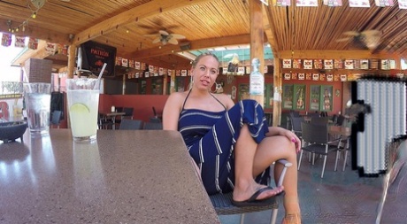 Грудастая Оливия Остин получает массивную порцию спермы в пизду и пьет сперму из стакана 1