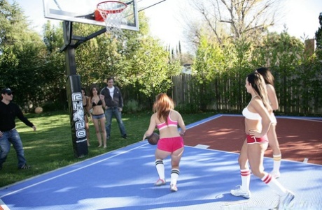 Сандра Ромен, Рэйчел Старр и Катя Кассин раздвигают ноги для группового секса 1